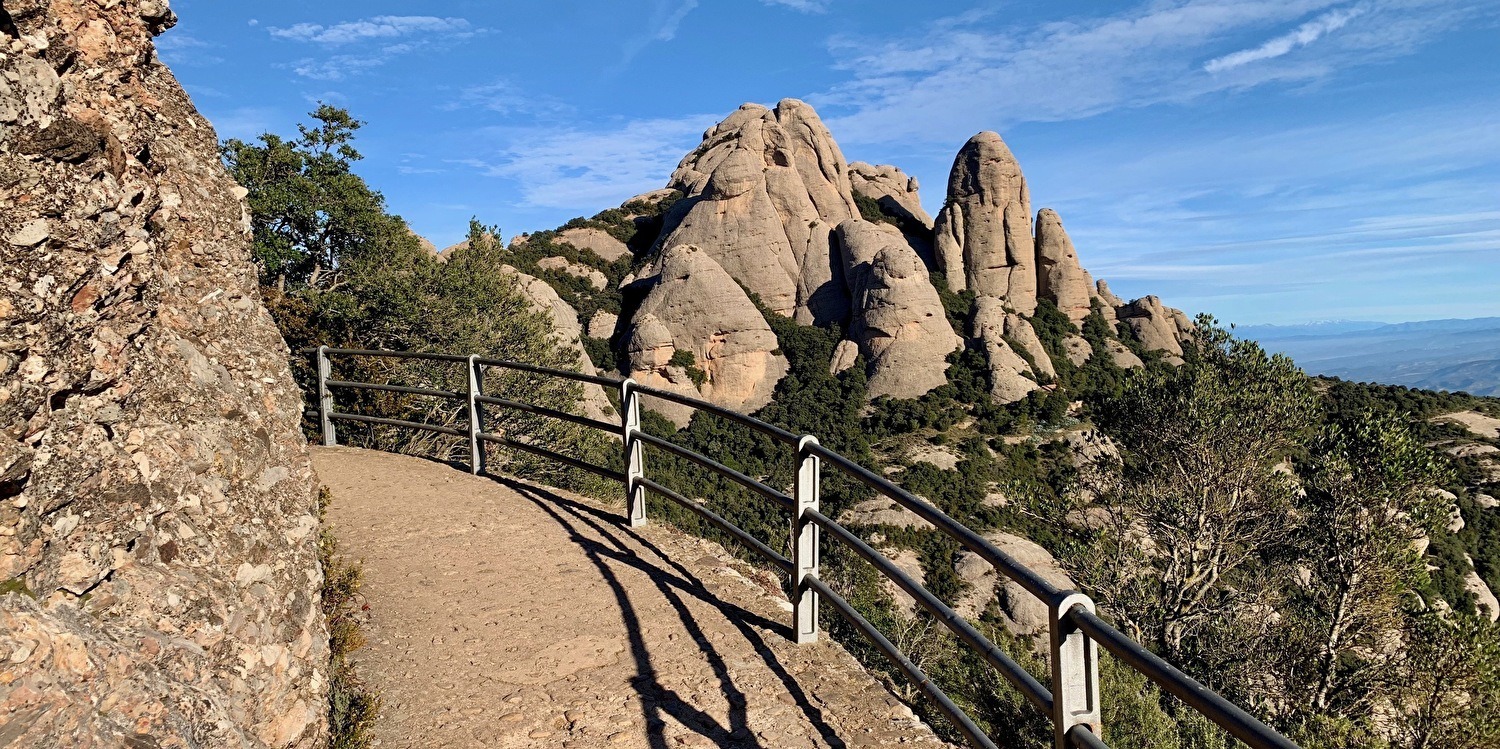 Explore the surroundings of Montserrat