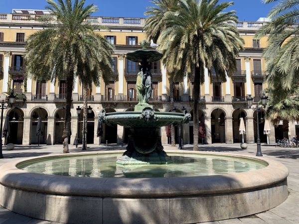 lp1-torre-nova-resort-barcelona-pla%C3%A7a-real__600x450.jpeg