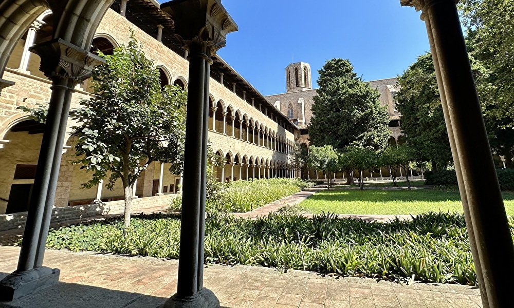 The_Monastery_of_Pedralbes_-_Barcelona_1